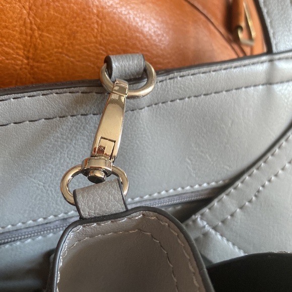 Kenneth Cole - Picture 4 of 5